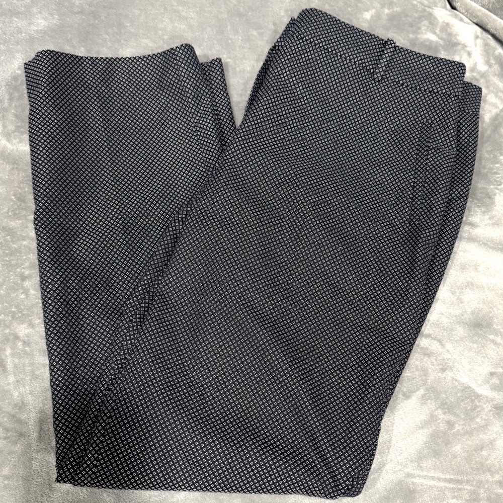 ~Talbots Newport Navy White Pants